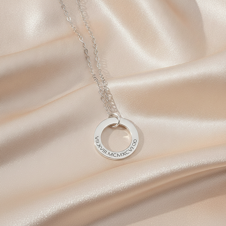 Lune Classic Necklace