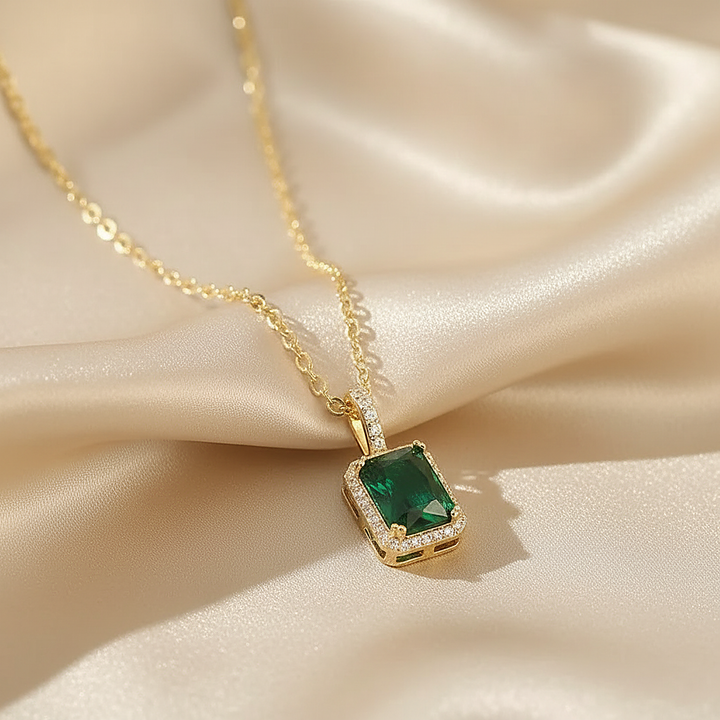 Jolie Necklace
