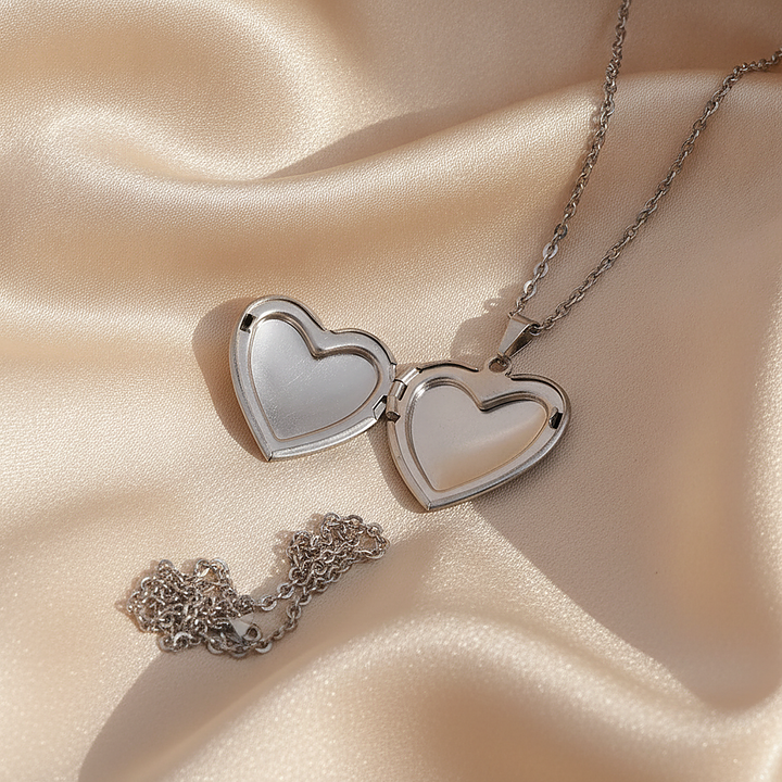 Doria Classic Necklace