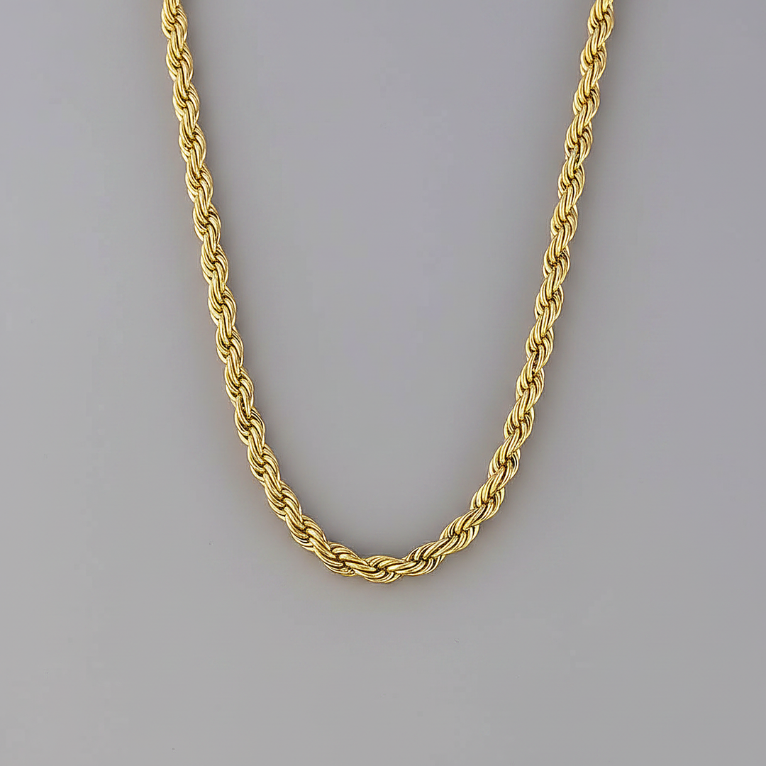 Leocadia Gold Necklace