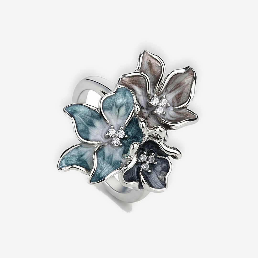 Lioria Silver Ring