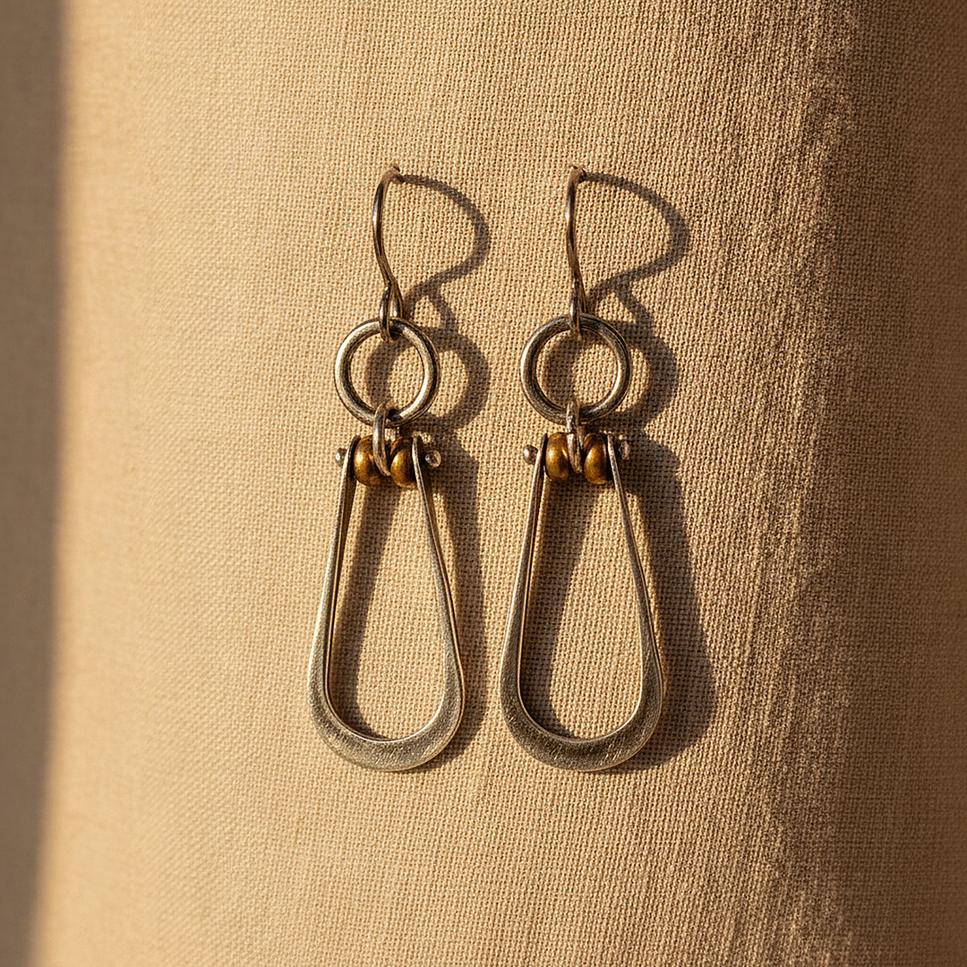 Kaia Pearl Earrings
