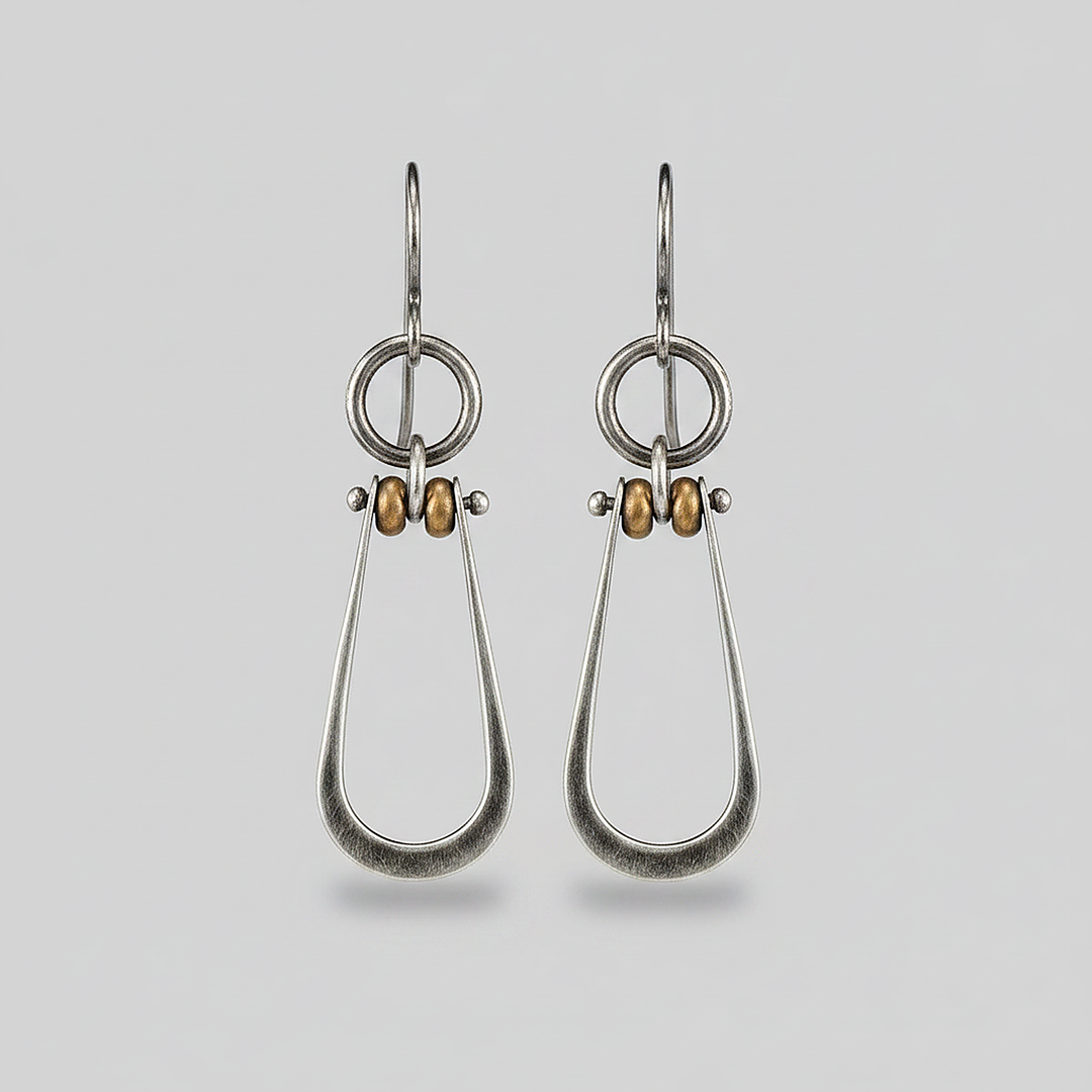 Kaia Pearl Earrings