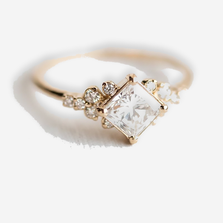 Delysia Queen Ring