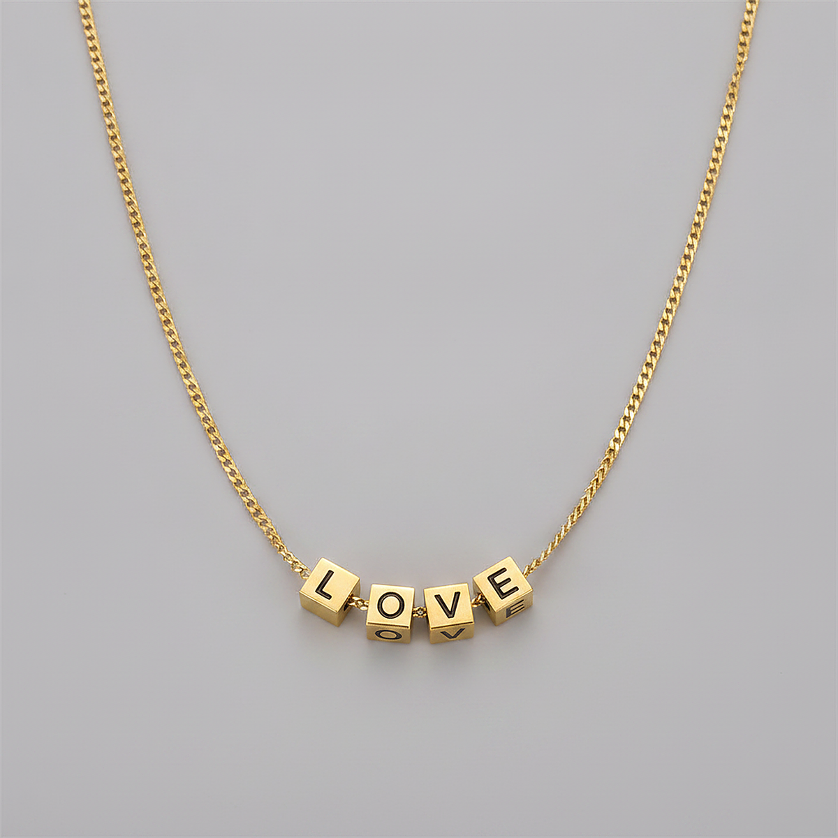 Linnea Gold Necklace