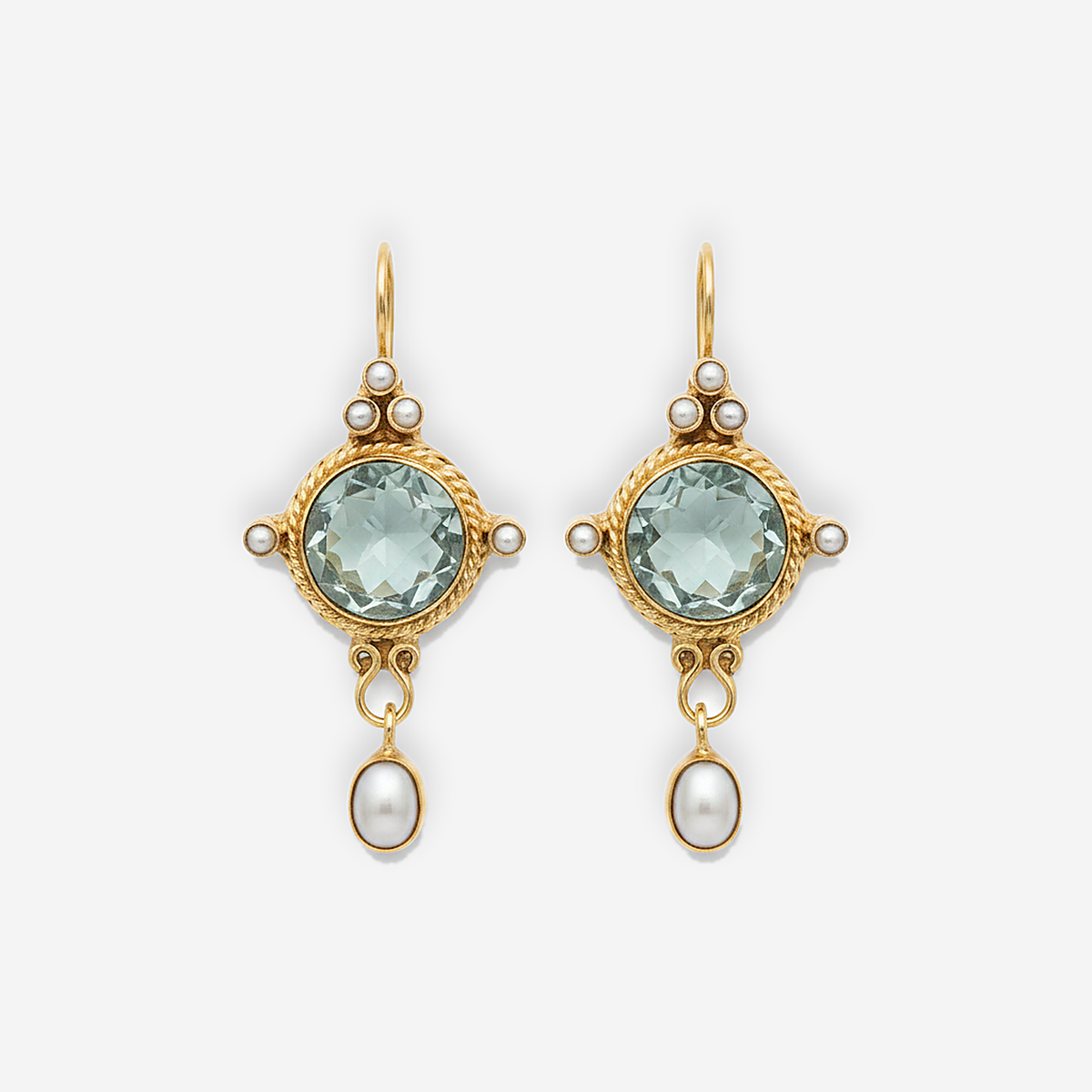 Leocadia Pearl Earrings
