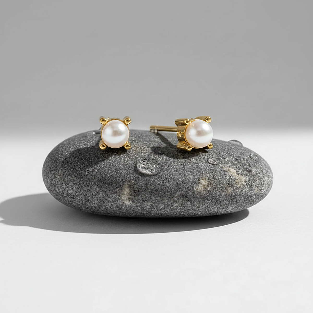 Ottilie Pearl Earrings