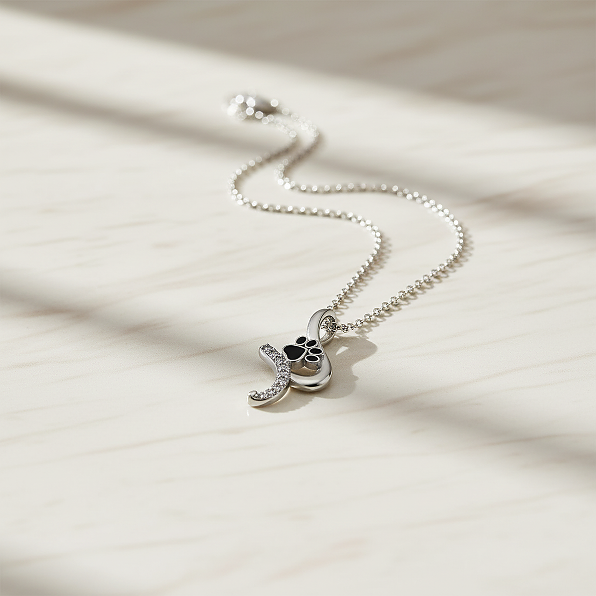 Pia Necklace