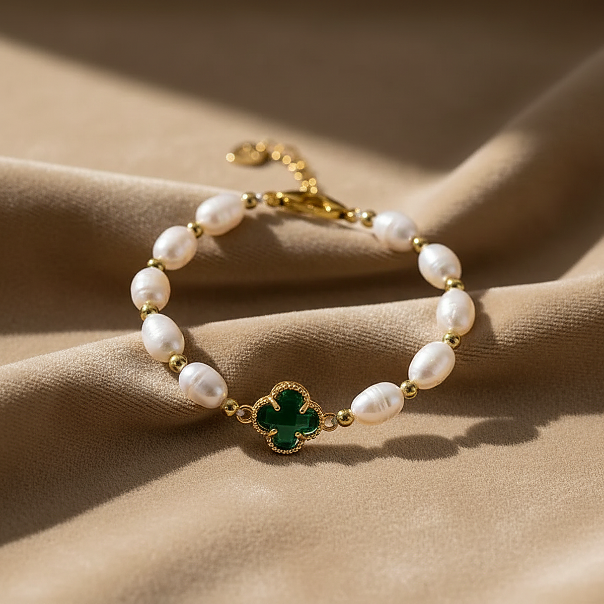 Náramek Dvora Emerald