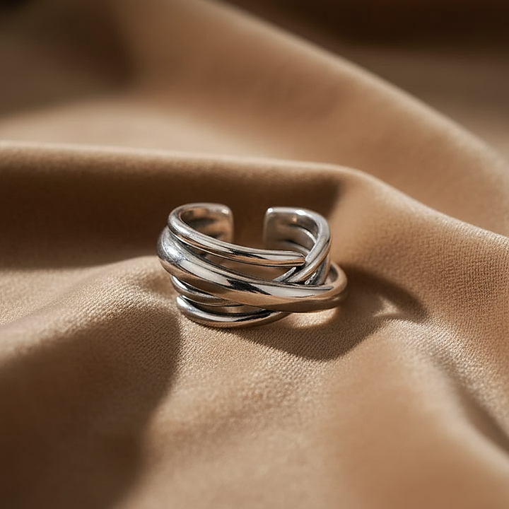Delphine Zirconia Ring
