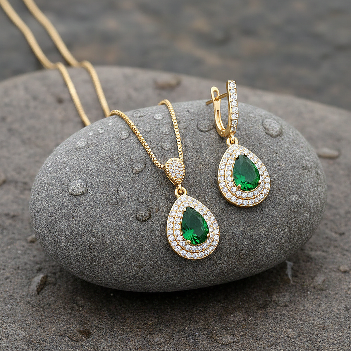 Solveig Jewelry Set