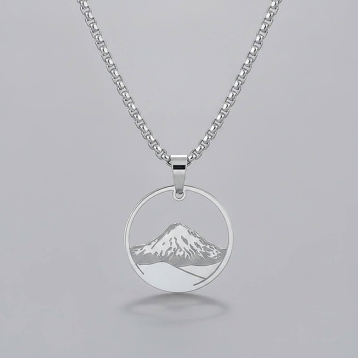 Vera Classic Necklace