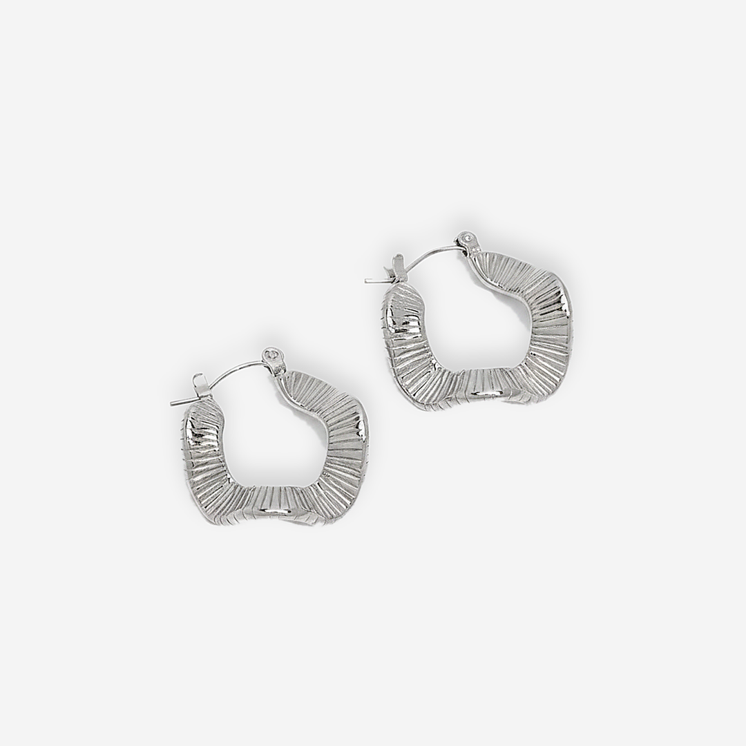 Neve Wave Silver Hoops