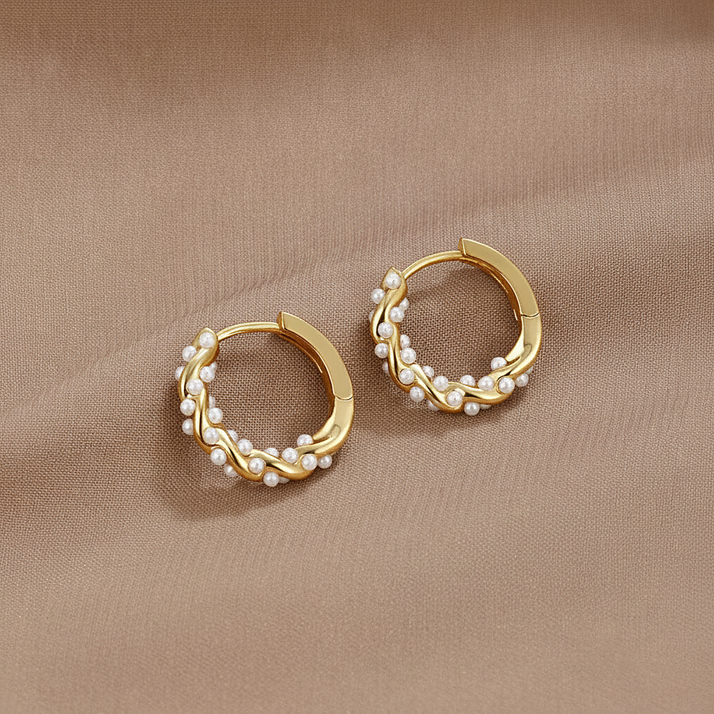 Bijou Pearl Earrings