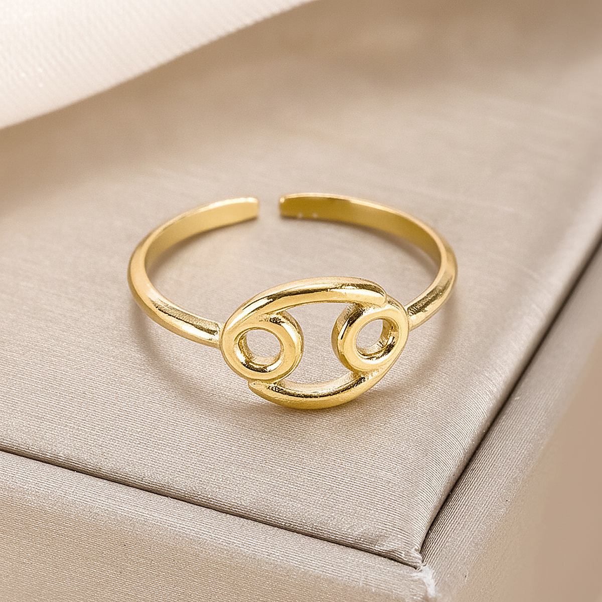 Bijou Gold Bracelet
