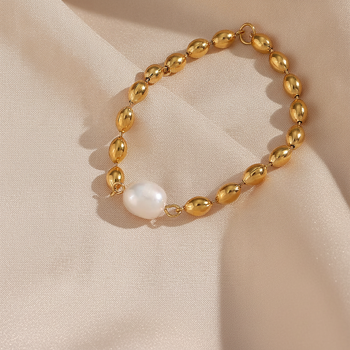 Thessaly Pearl Necklace