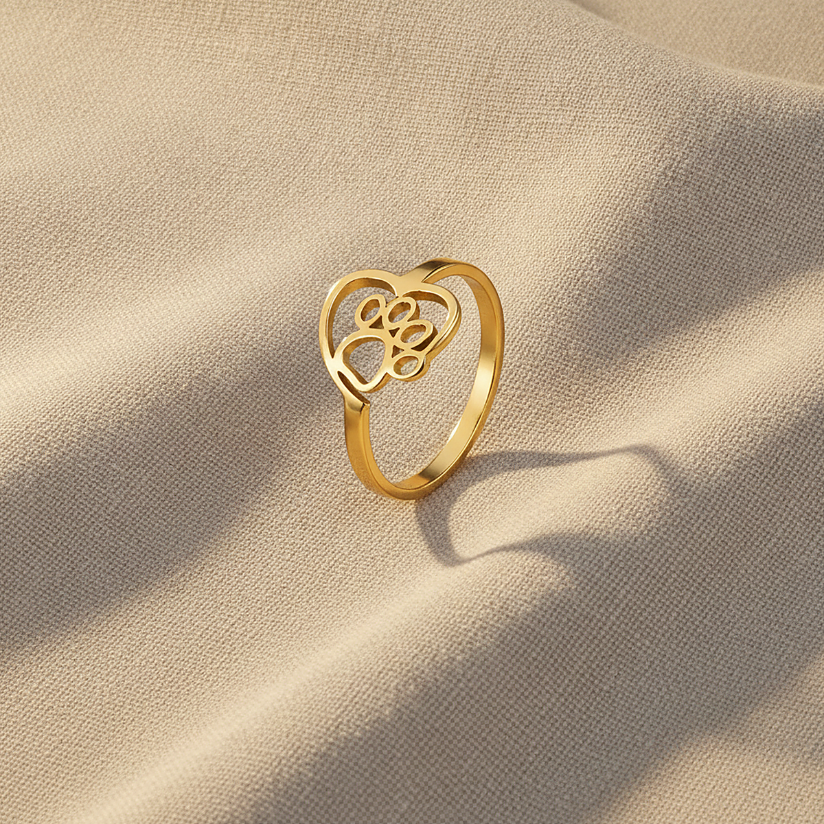 Pia Gold Ring