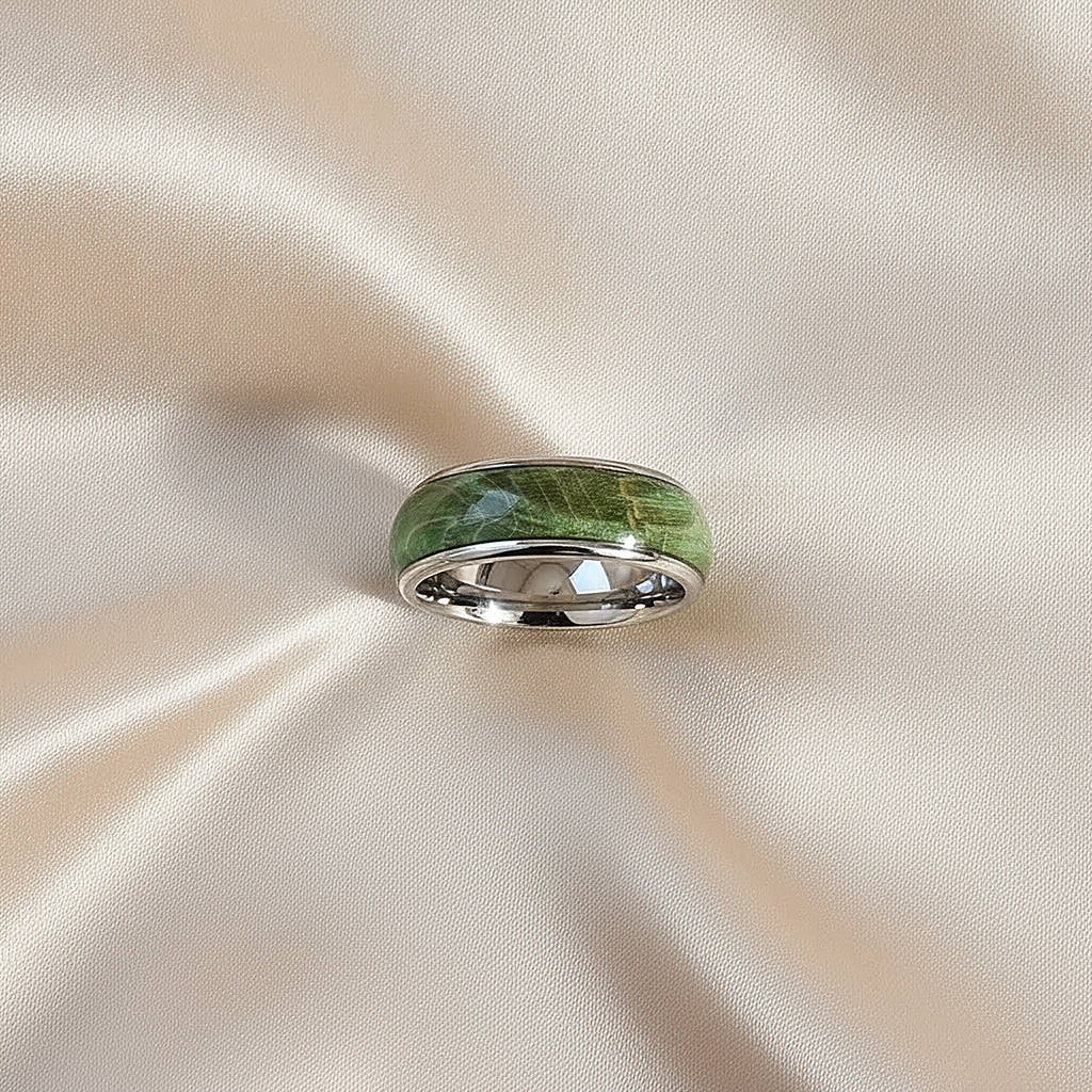 Anillo Marguerite de esmeralda