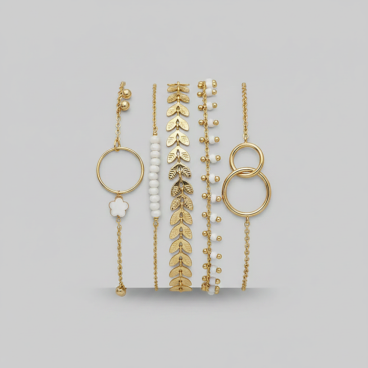 Une Gold Bracelet